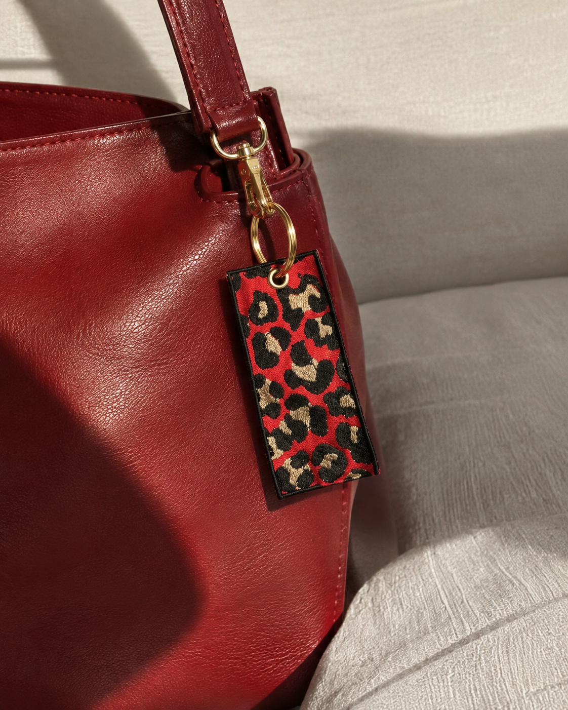 Portachiavi rettangolare ricamo Leopardato 10 x 4 cm | KaleidoShop